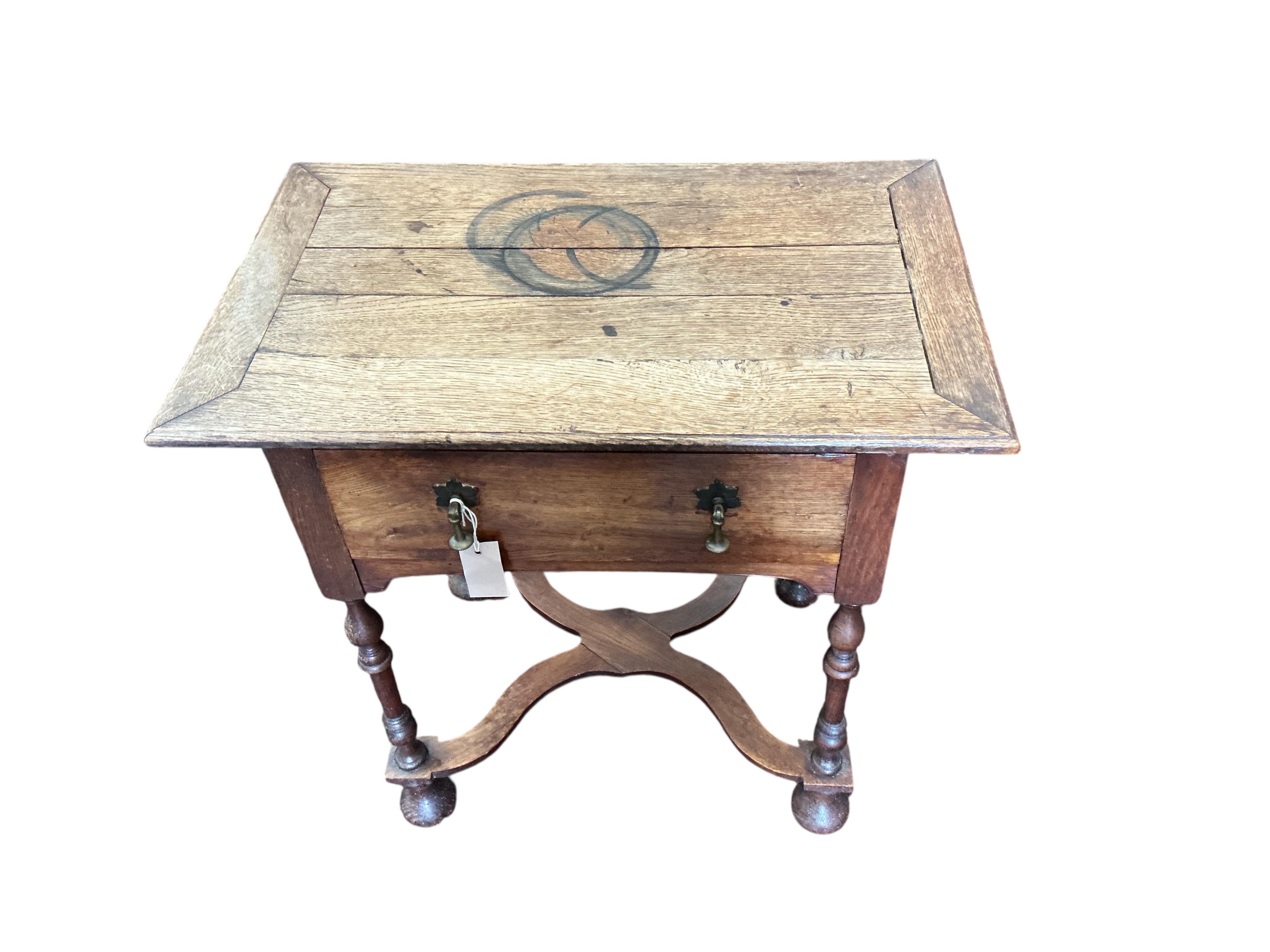 A small William & Mary style oak side table, width 65cm, depth 40cm, height 66cm